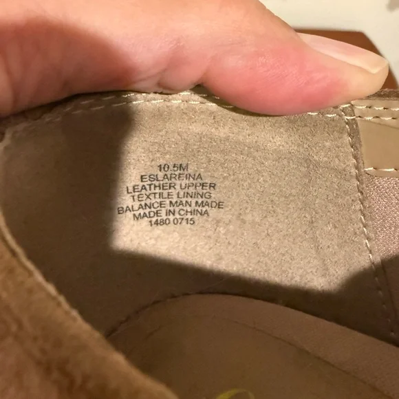 Easy Spirit Women's Leather Upper Boots - Brown Suede - Picture 6 of 7